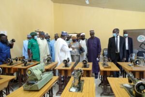 f75fc640b3e9a0b2a2b3c9969cd5e4d4